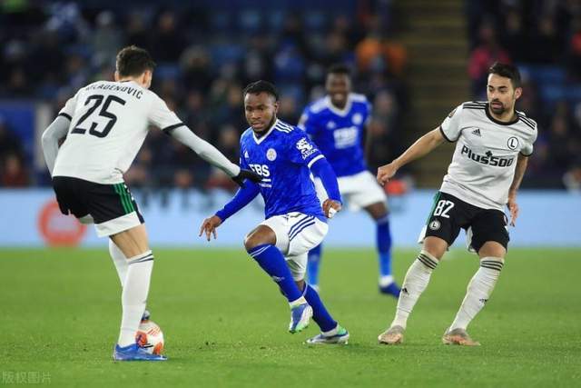 亚沙会开赛 沙滩手球中国队一胜一负